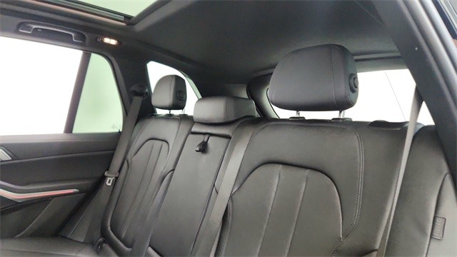 2022 BMW X5 sDrive40i RWD