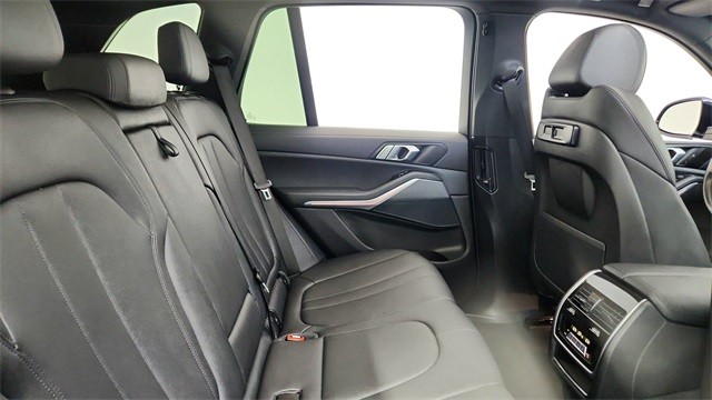 2022 BMW X5 sDrive40i RWD