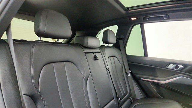 2022 BMW X5 sDrive40i RWD