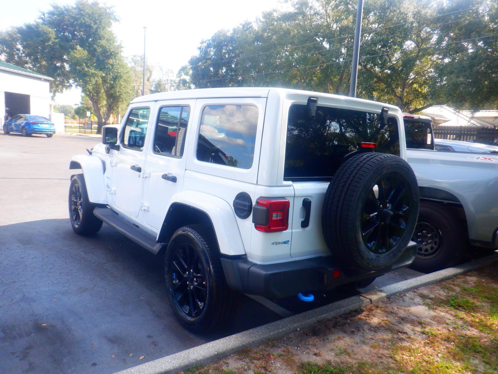 2023 Jeep Wrangler 4xe Sahara AWD