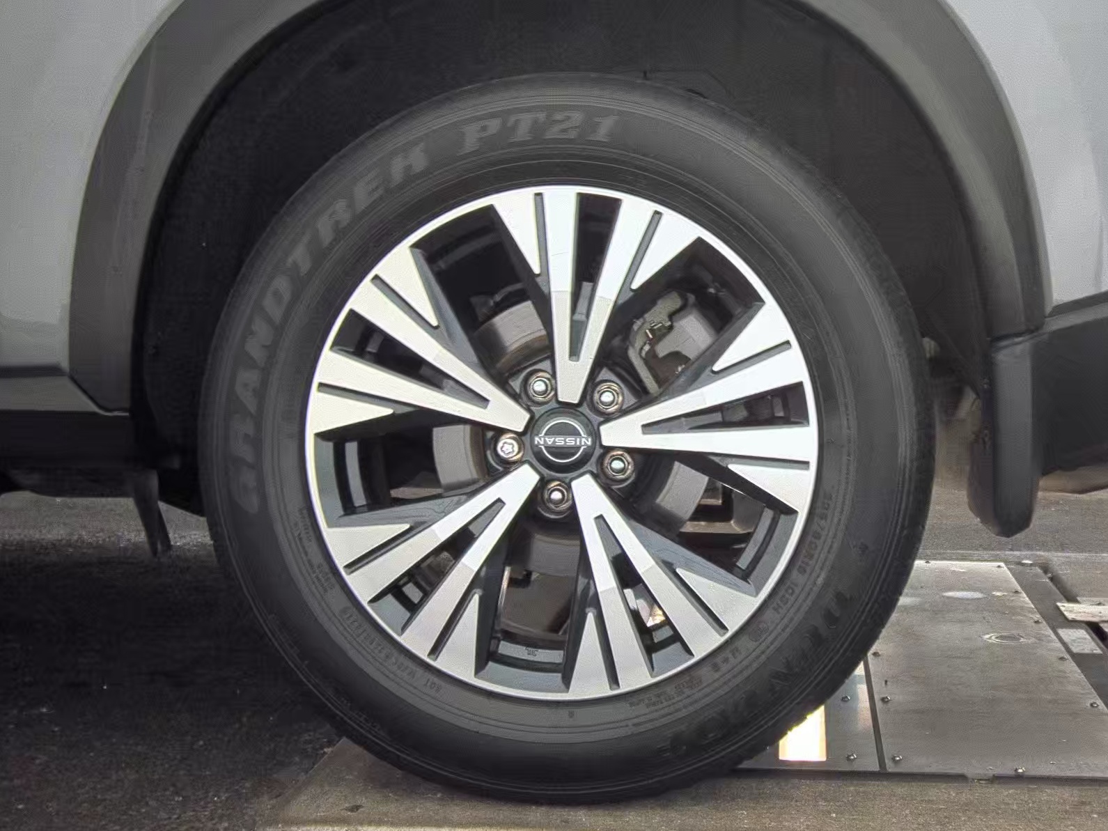 2023 Nissan Rogue SV AWD