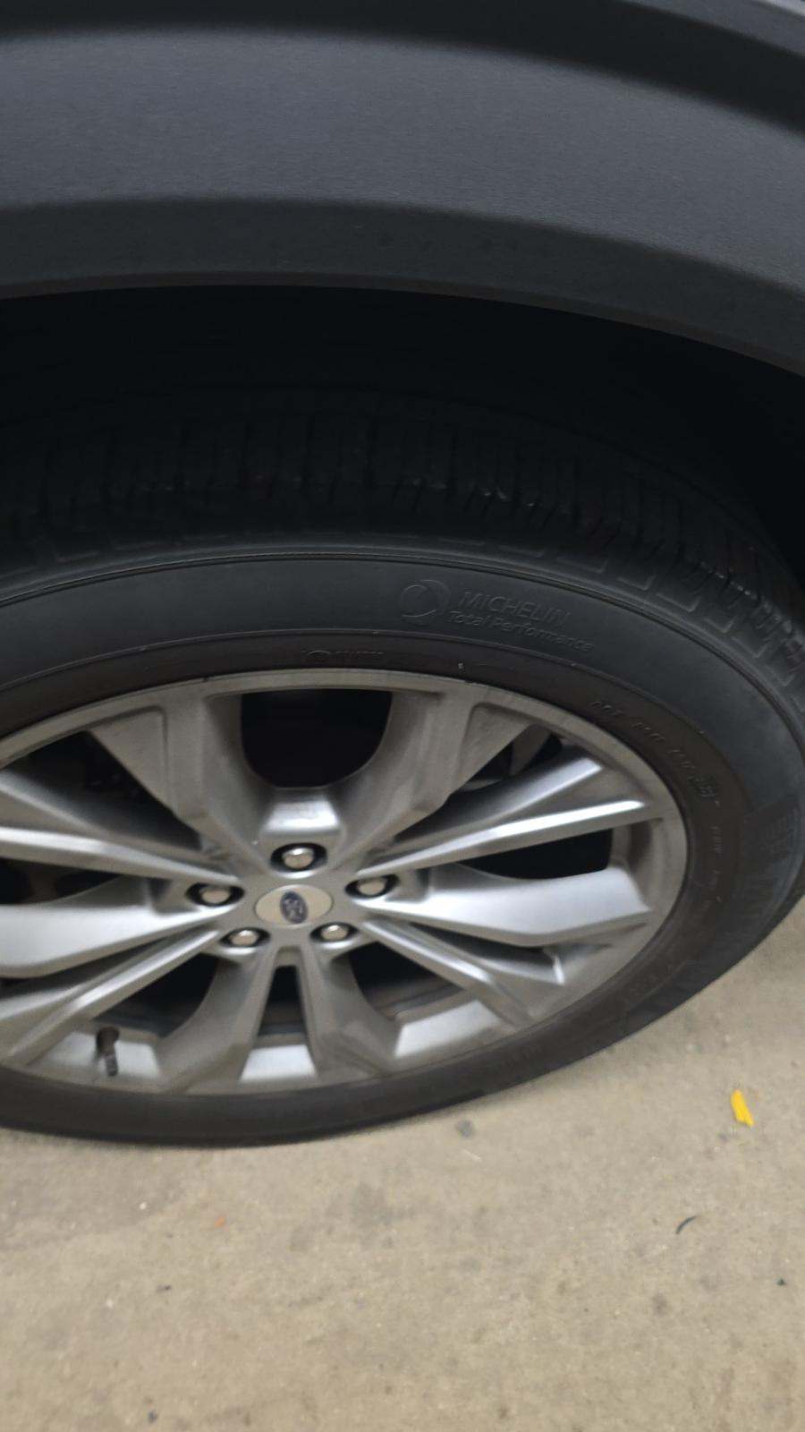 2022 Ford Explorer Limited AWD