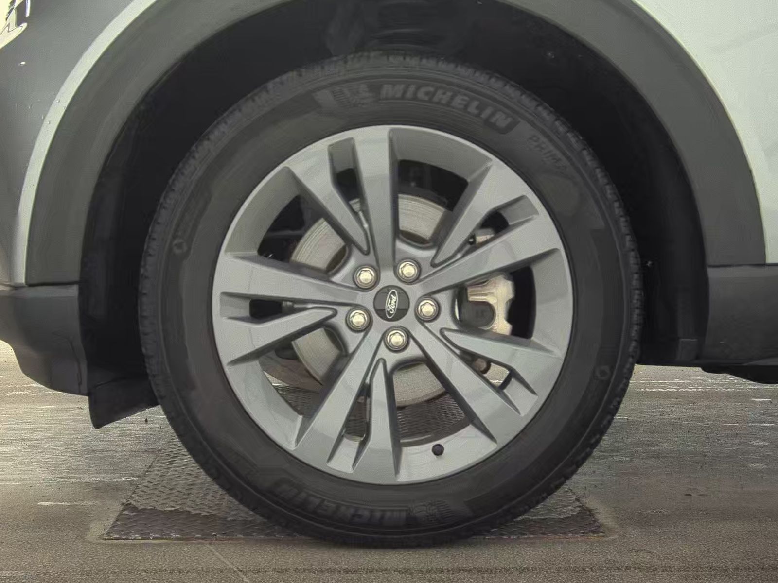 2022 Ford Explorer XLT AWD