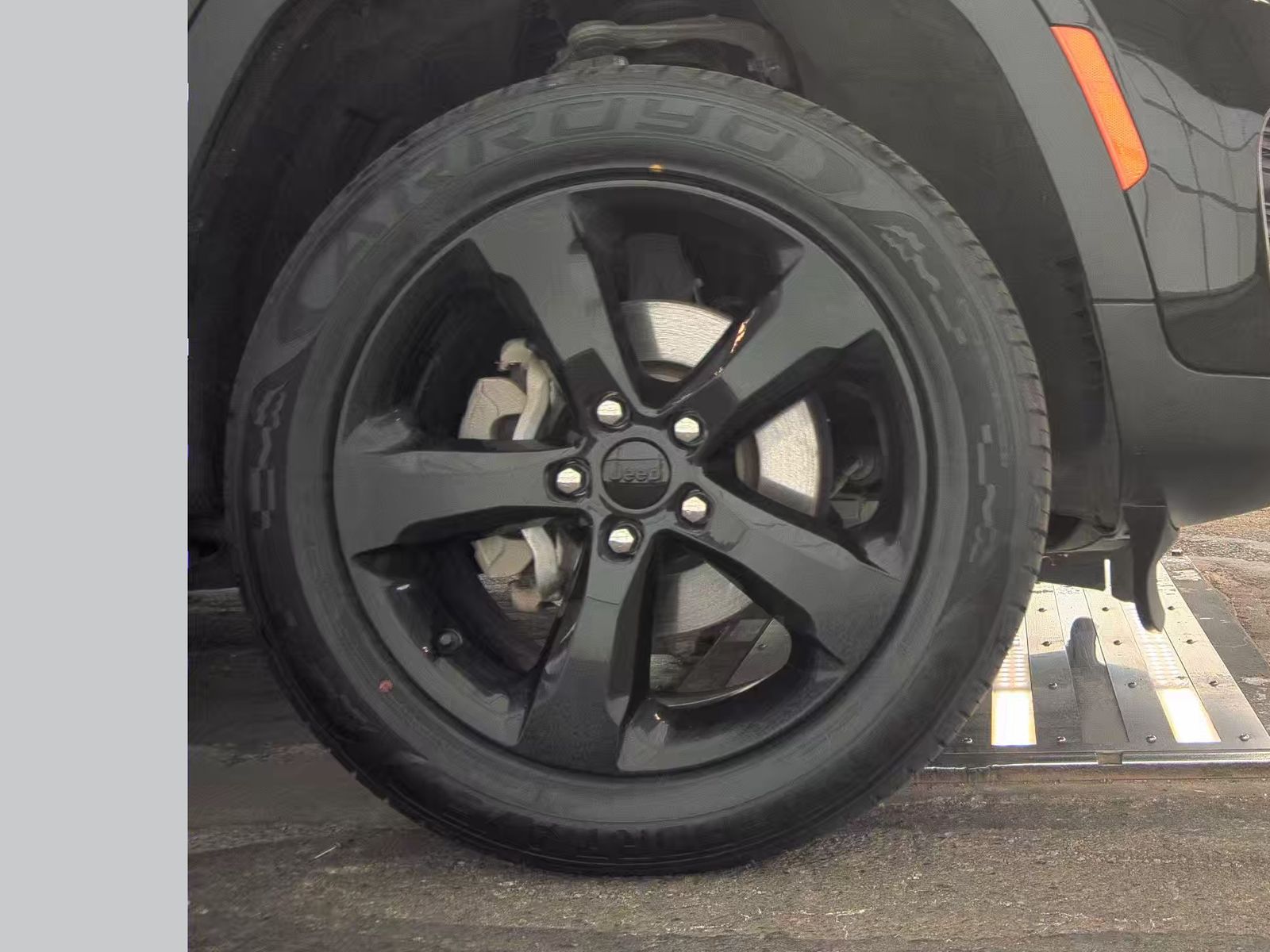 2022 Jeep Grand Cherokee Altitude AWD