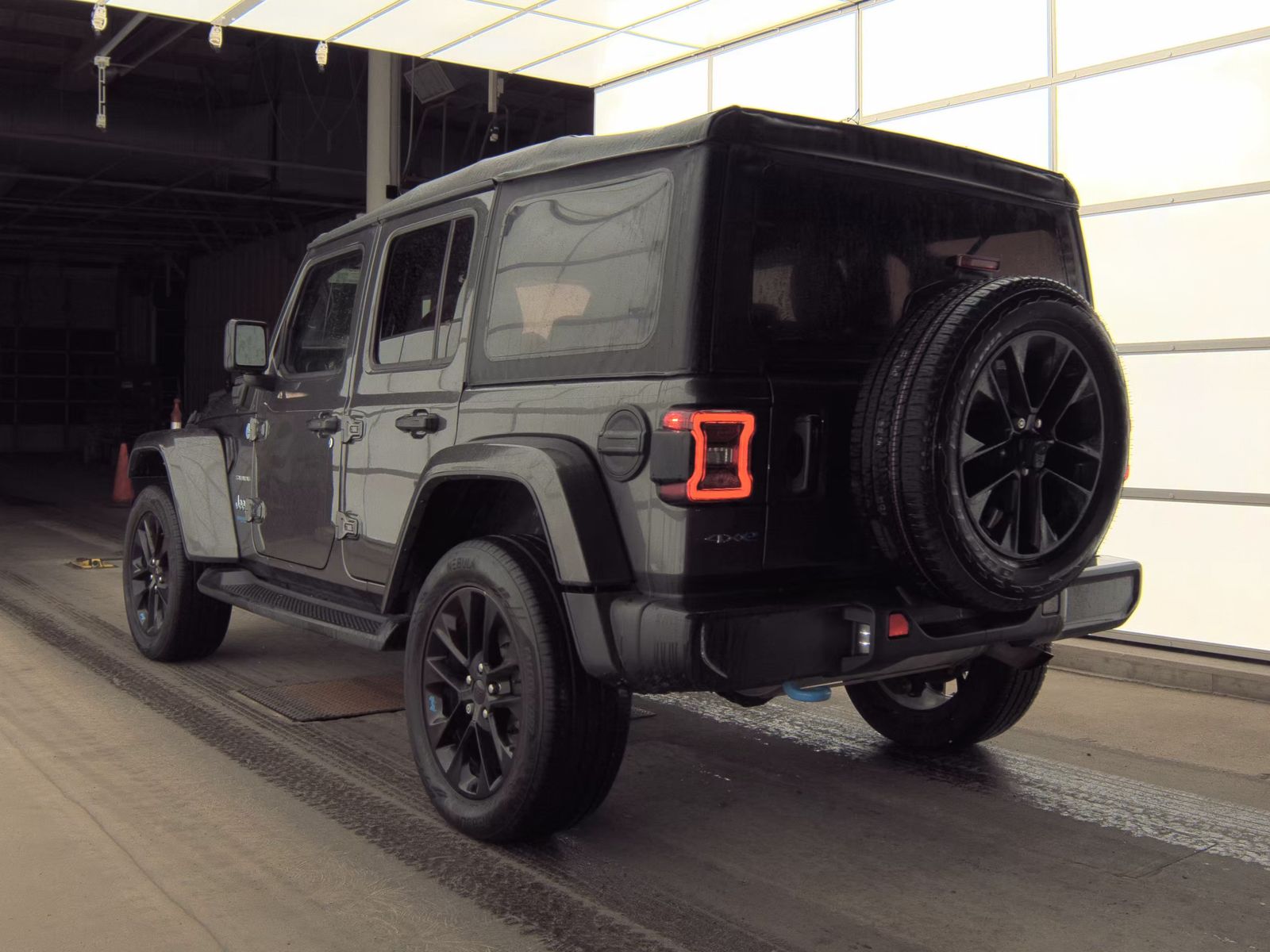 2022 Jeep Wrangler Unlimited 4xe Sahara AWD