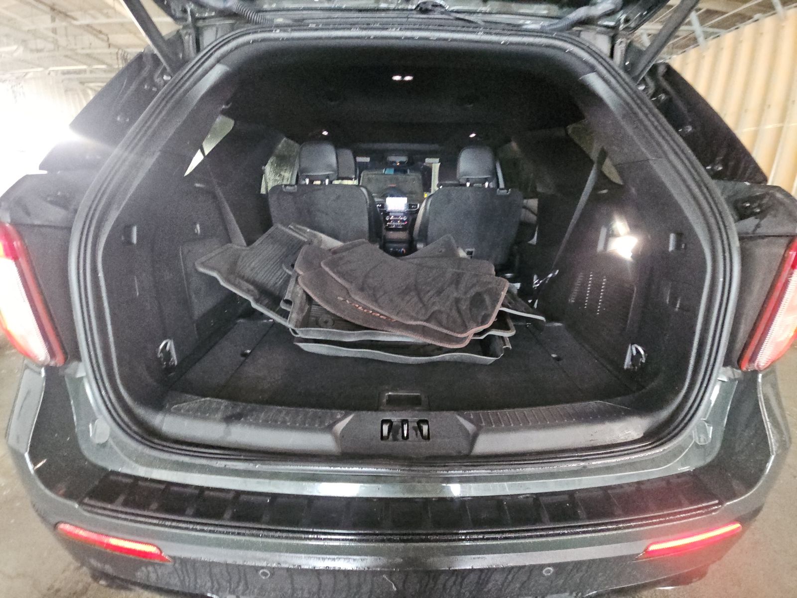 2023 Ford Explorer ST-Line AWD