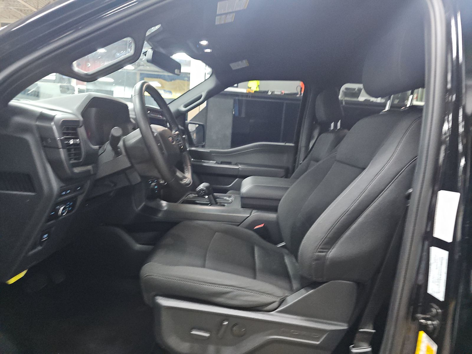 2024 Ford F-150 XLT AWD