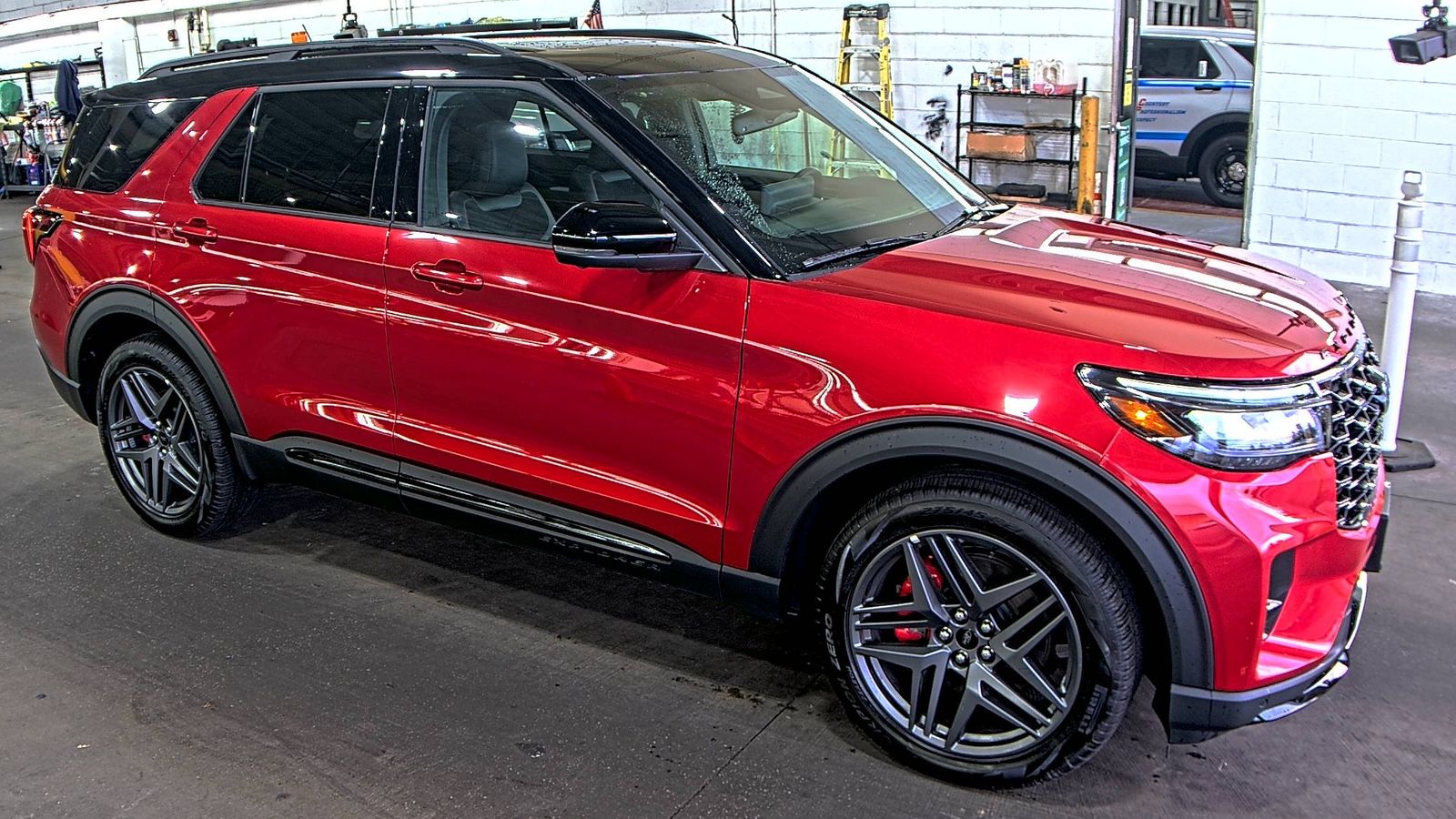 2025 Ford Explorer ST AWD