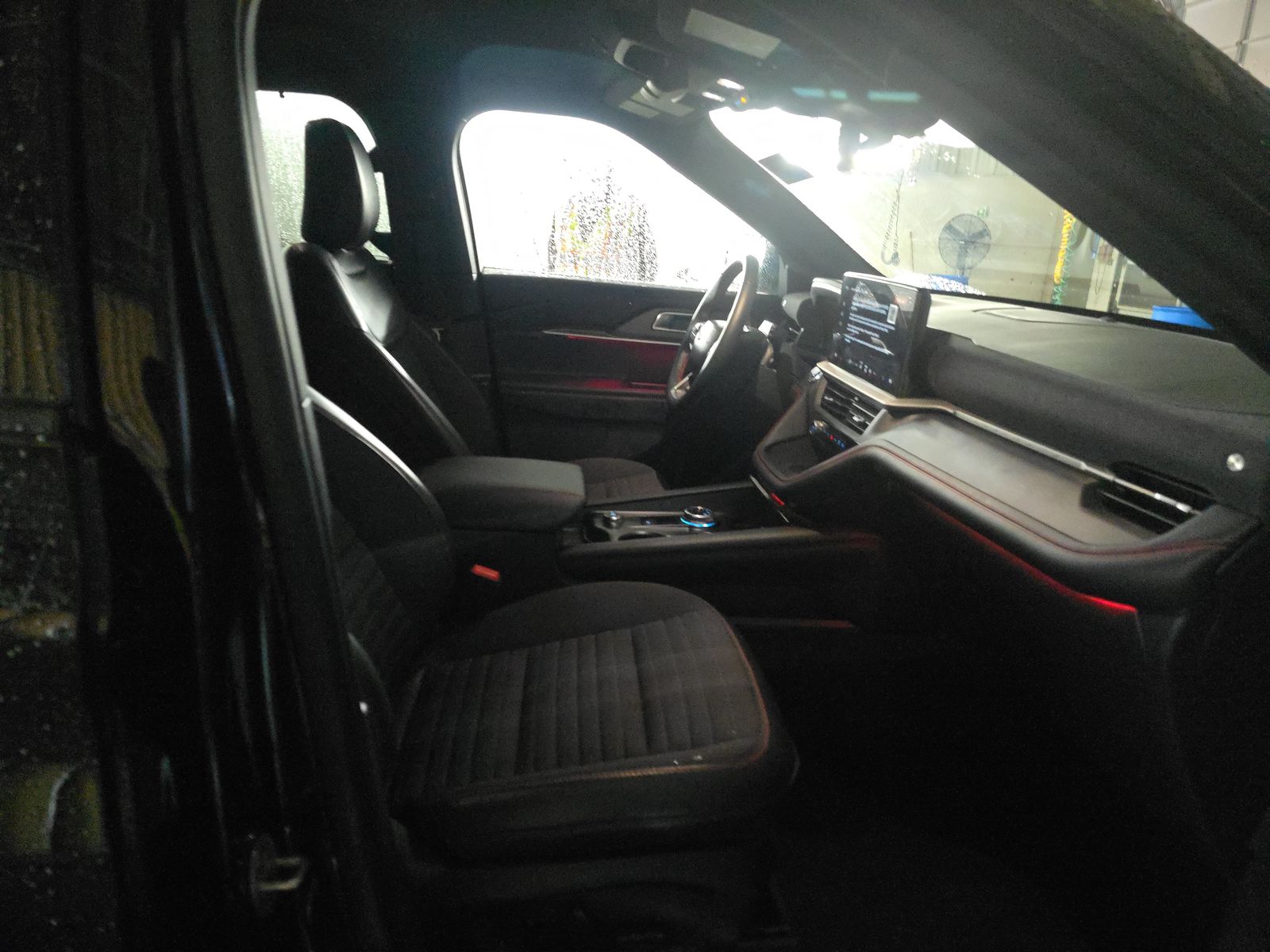 2025 Ford Explorer ST-Line AWD