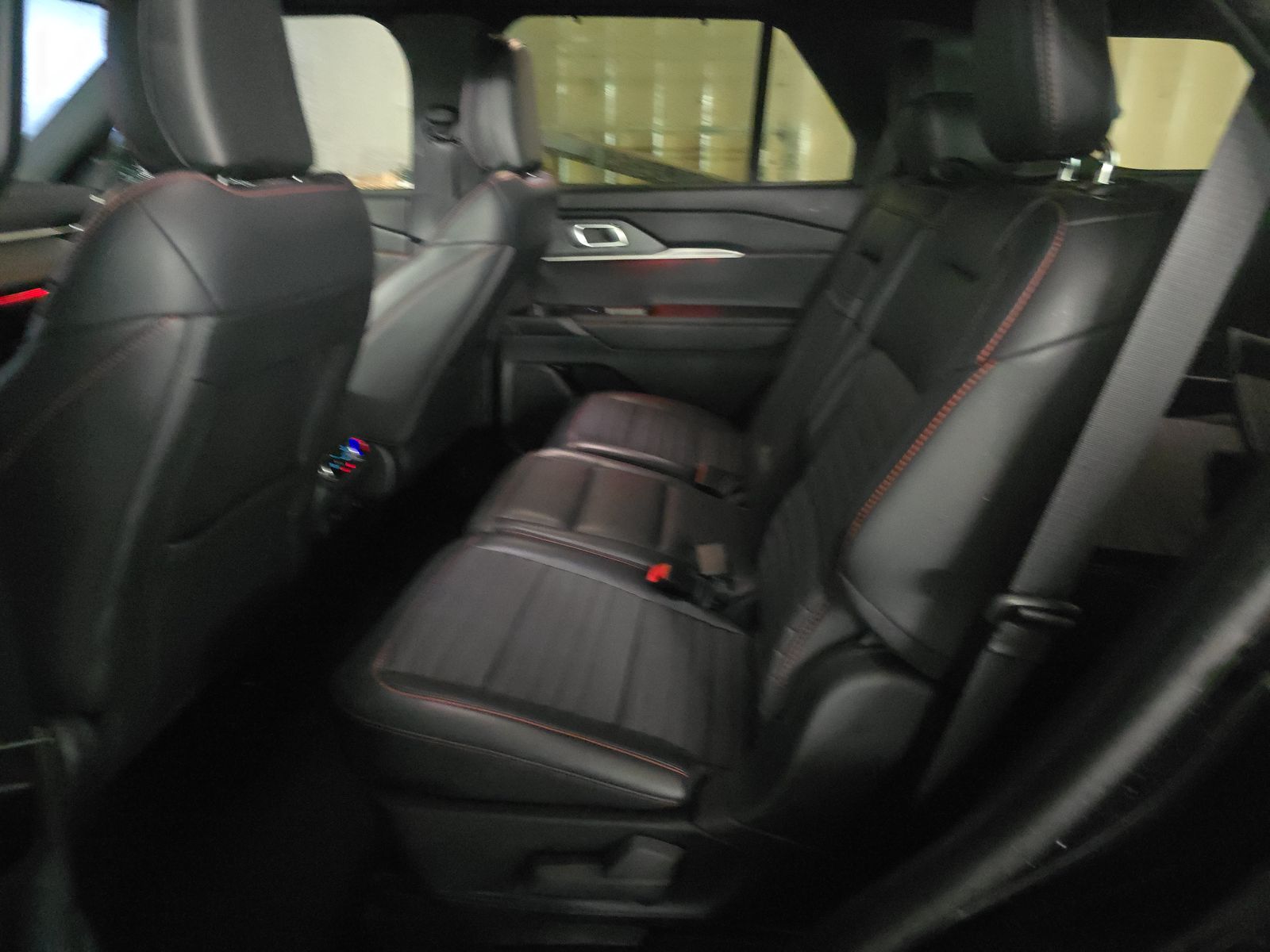 2025 Ford Explorer ST-Line AWD