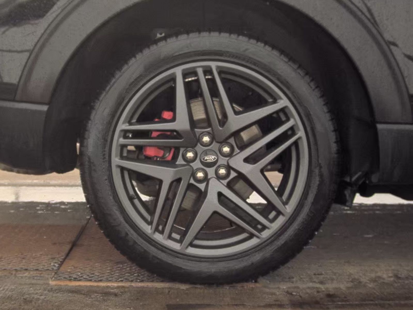 2025 Ford Explorer ST-Line AWD