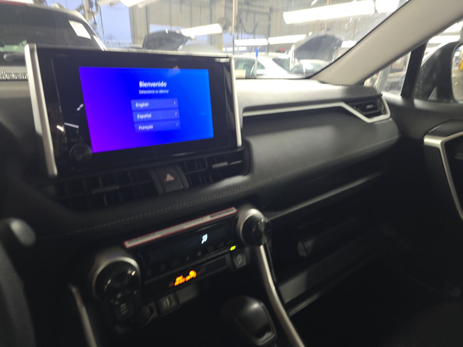 2024 Toyota RAV4 XLE FWD