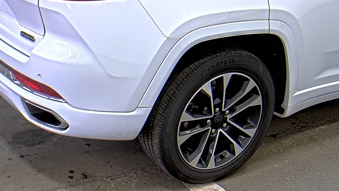 2022 Jeep Grand Cherokee Overland AWD