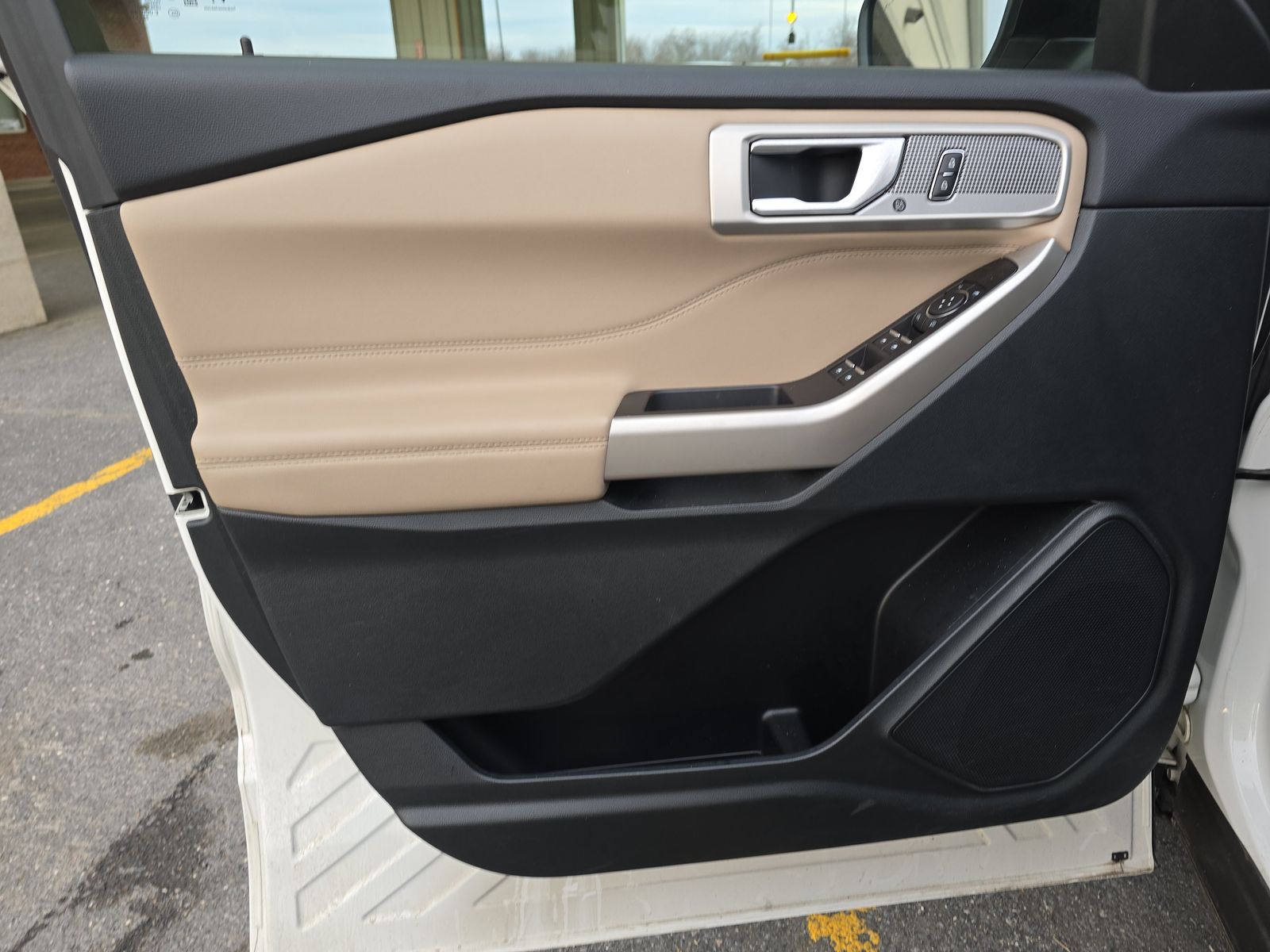 2023 Ford Explorer XLT AWD