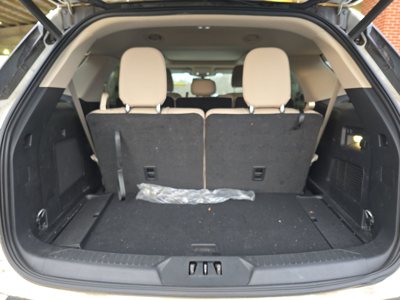 2023 Ford Explorer XLT AWD