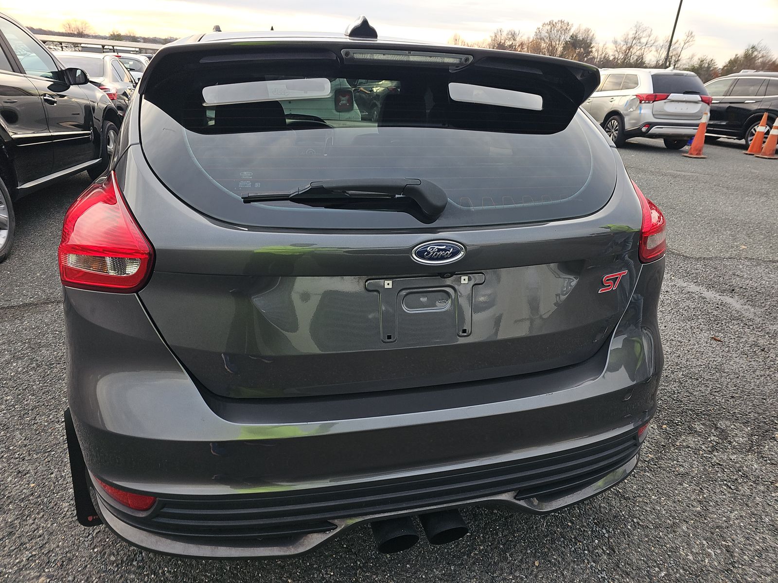 2018 Ford Focus ST FWD