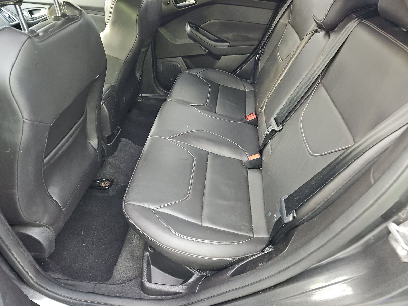 2018 Ford Focus ST FWD