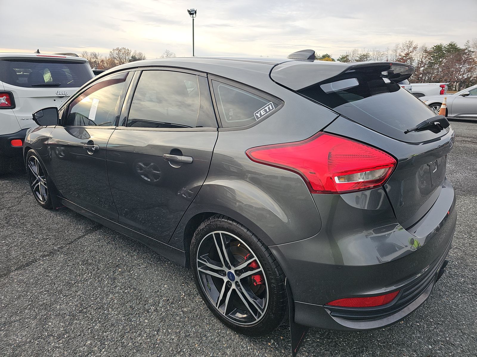 2018 Ford Focus ST FWD