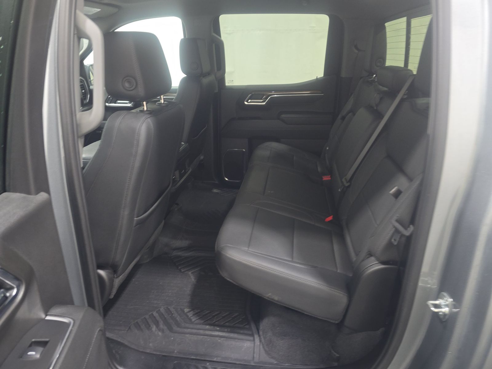 2025 Chevrolet Silverado 1500 RST AWD