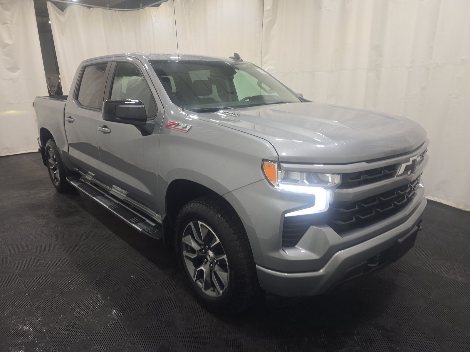 2025 Chevrolet Silverado 1500 RST AWD