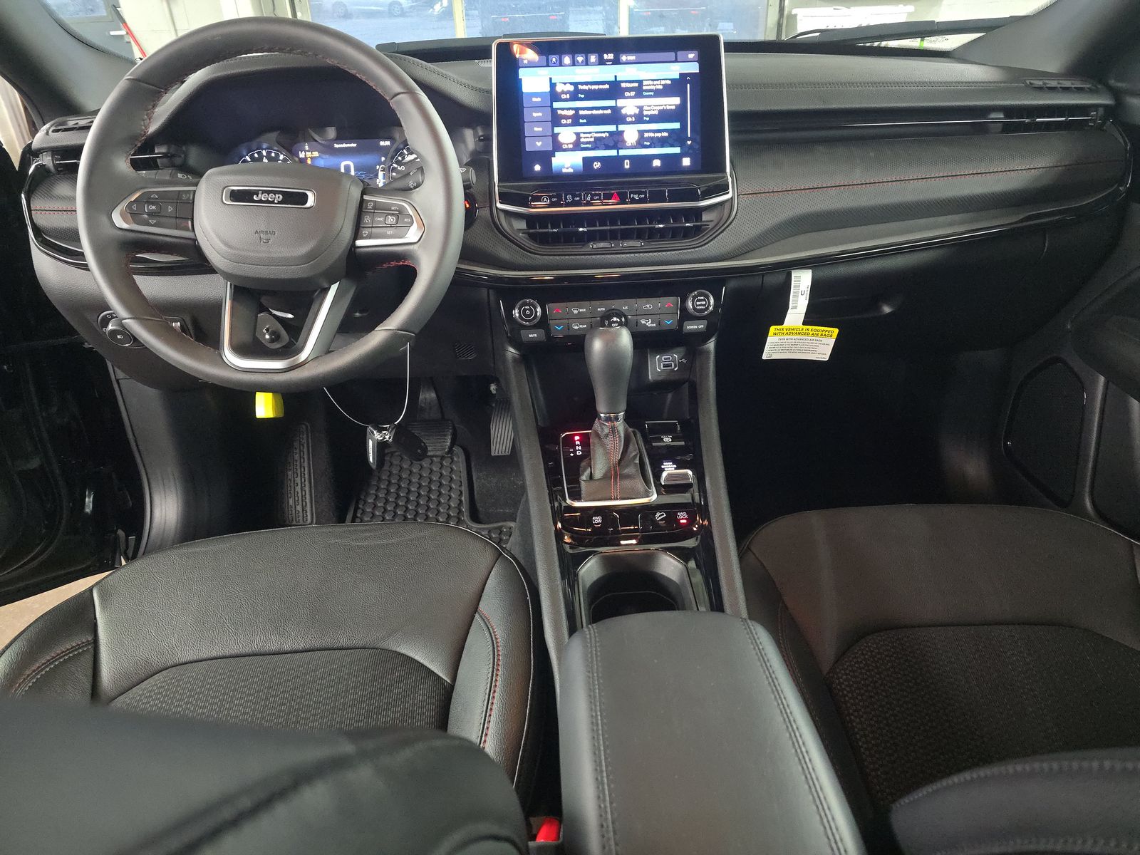 2025 Jeep Compass Trailhawk AWD