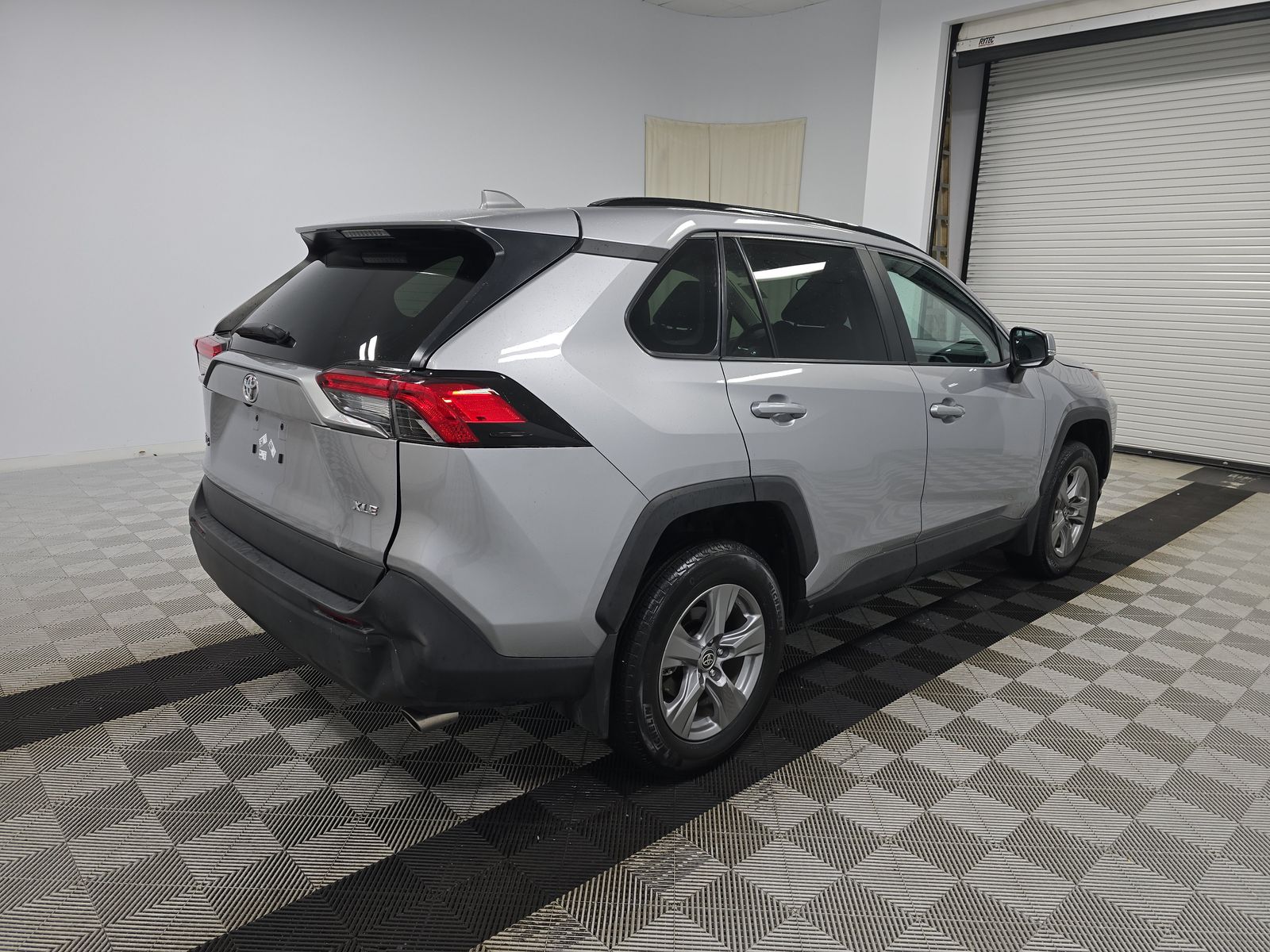 2024 Toyota RAV4 XLE FWD