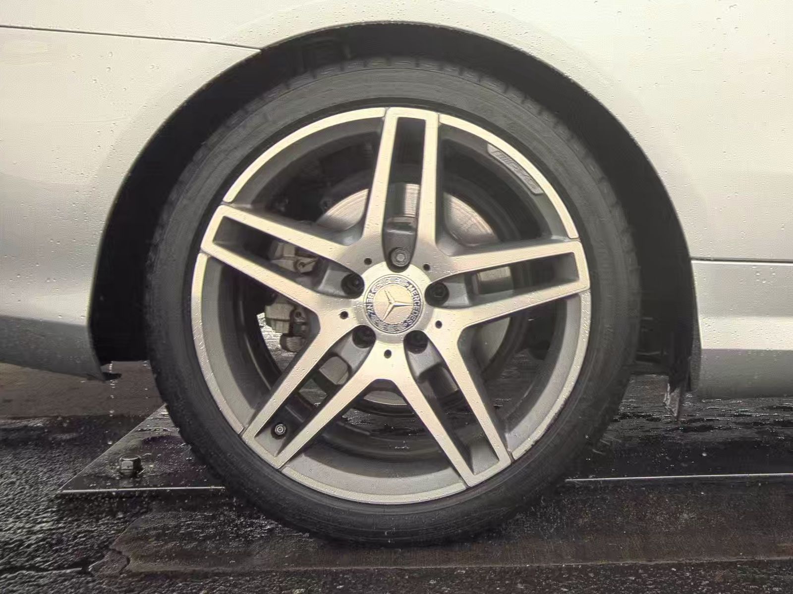 2014 Mercedes-Benz E-Class E 550 RWD