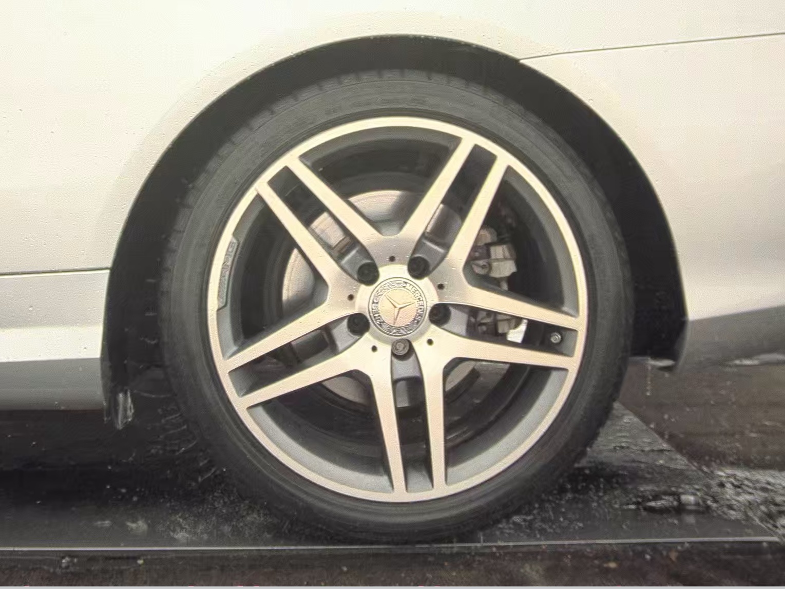 2014 Mercedes-Benz E-Class E 550 RWD