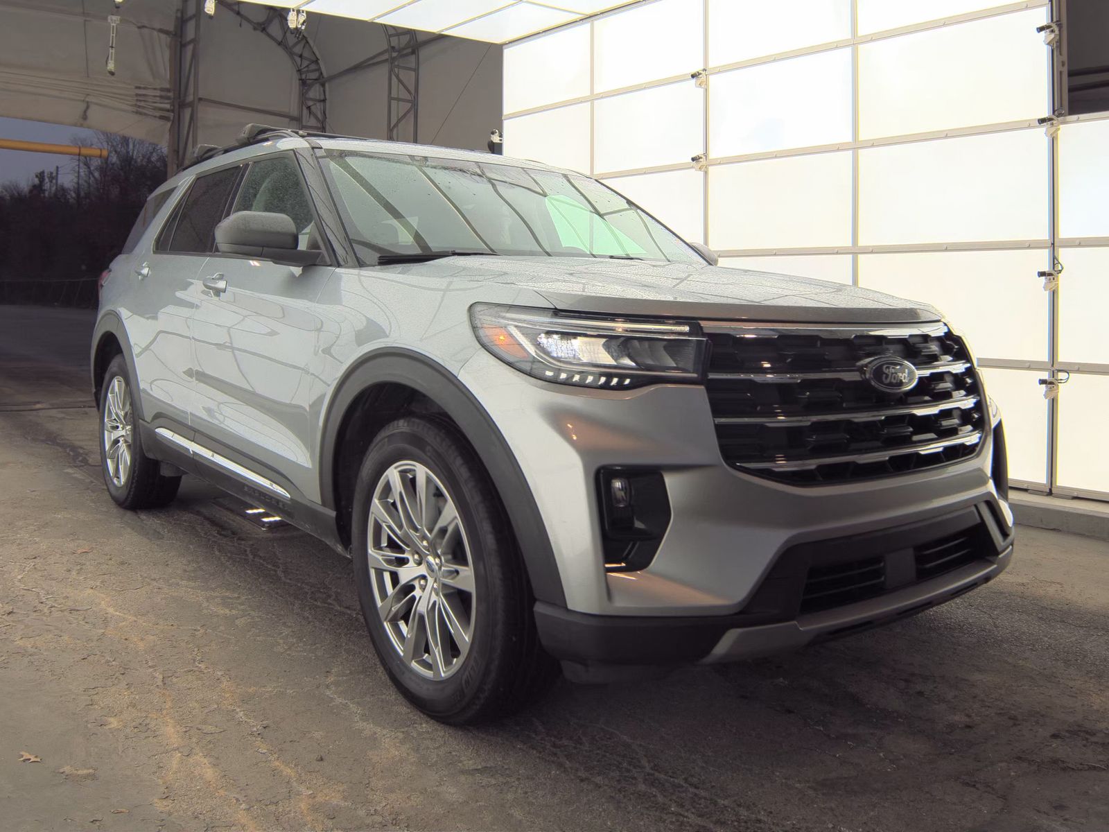 2025 Ford Explorer Active AWD