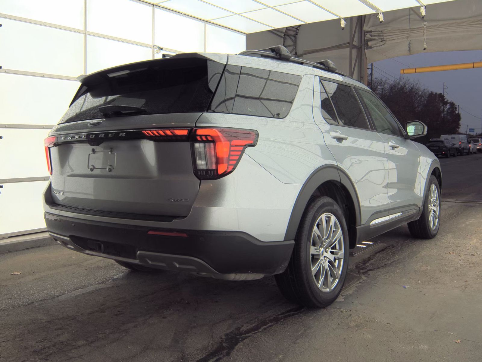 2025 Ford Explorer Active AWD