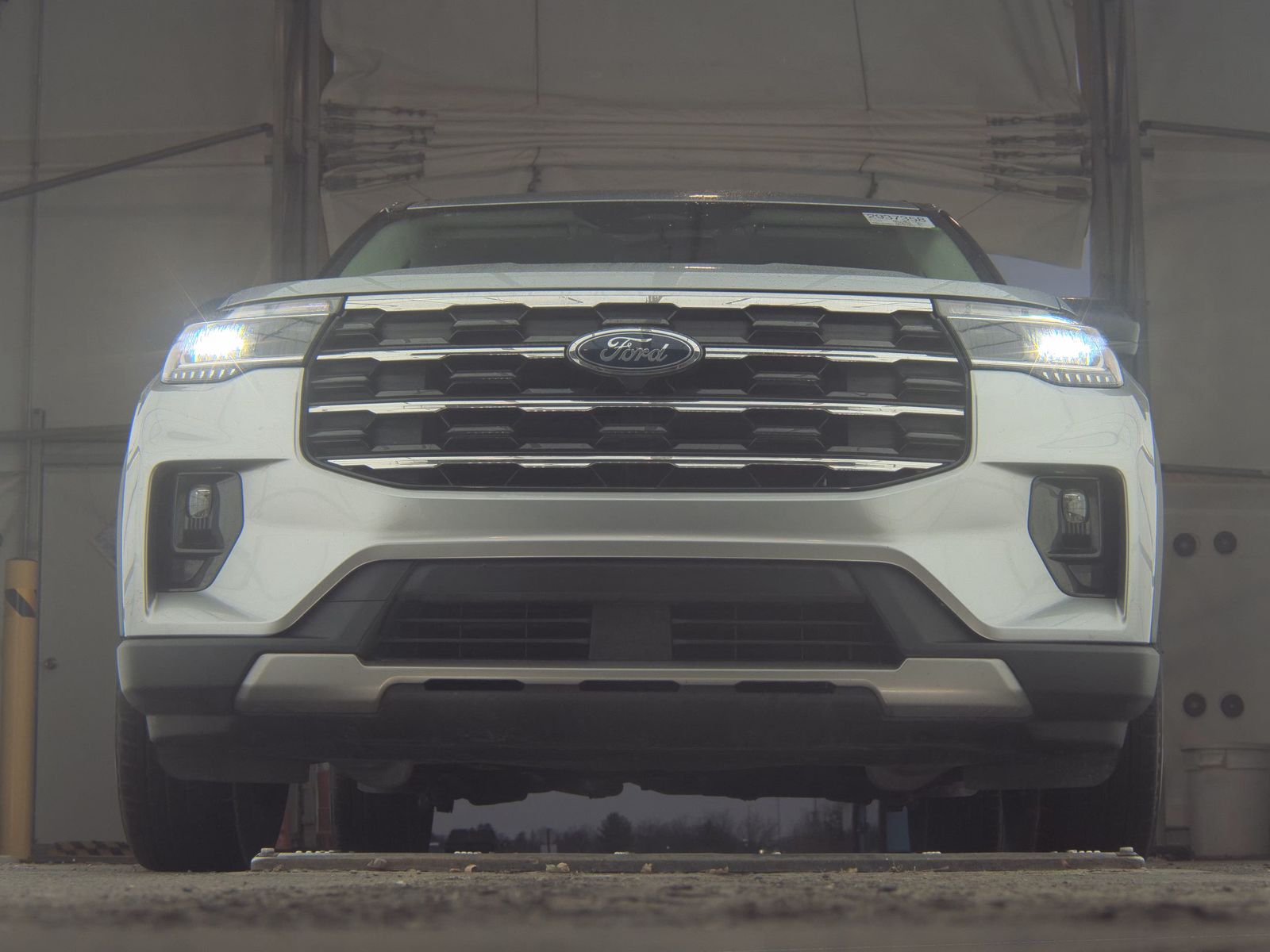 2025 Ford Explorer Active AWD