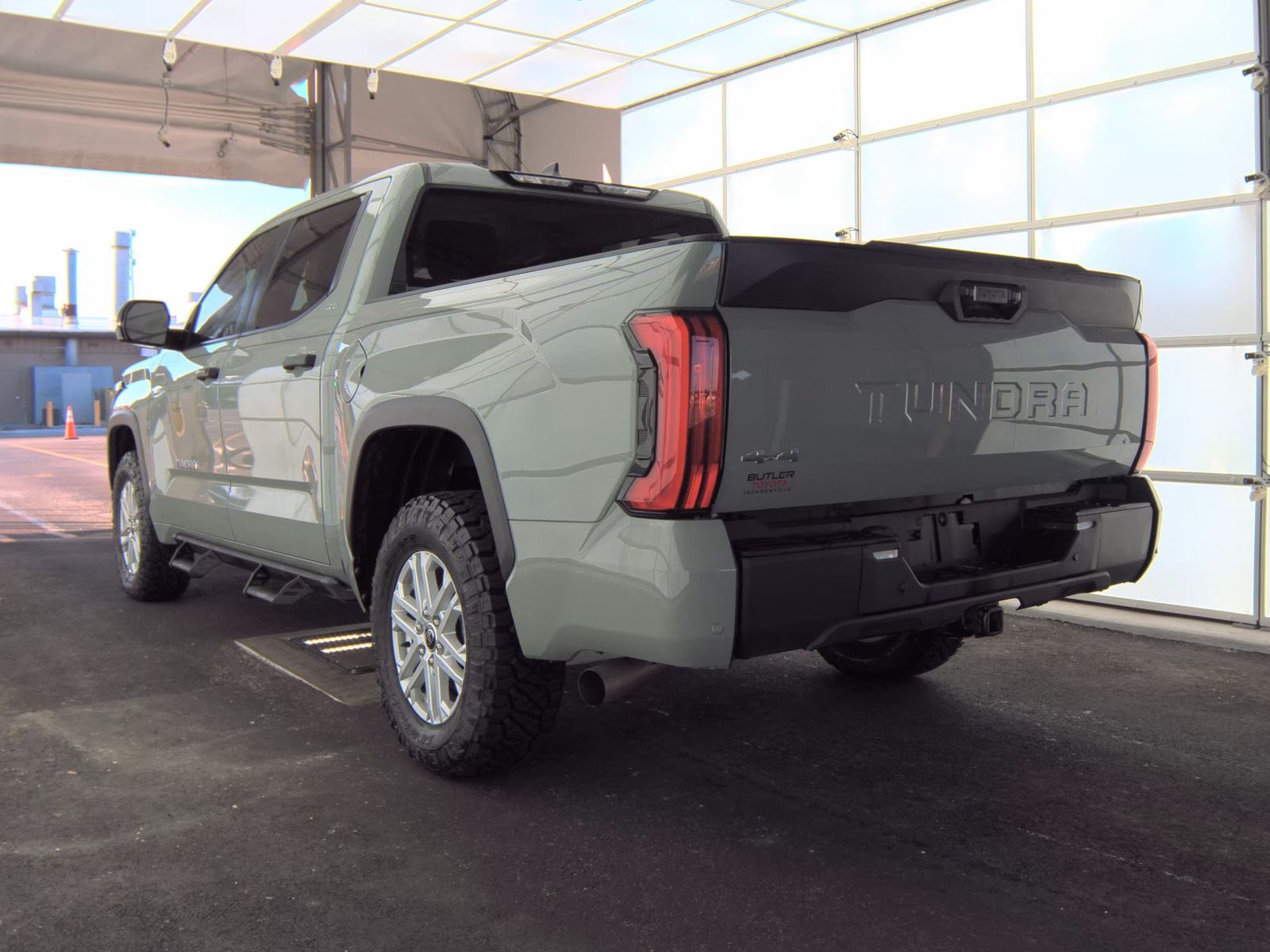 2024 Toyota Tundra SR5 AWD