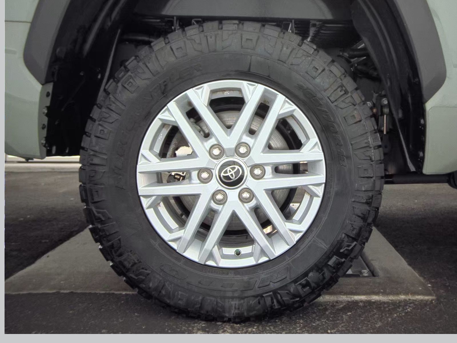 2024 Toyota Tundra SR5 AWD