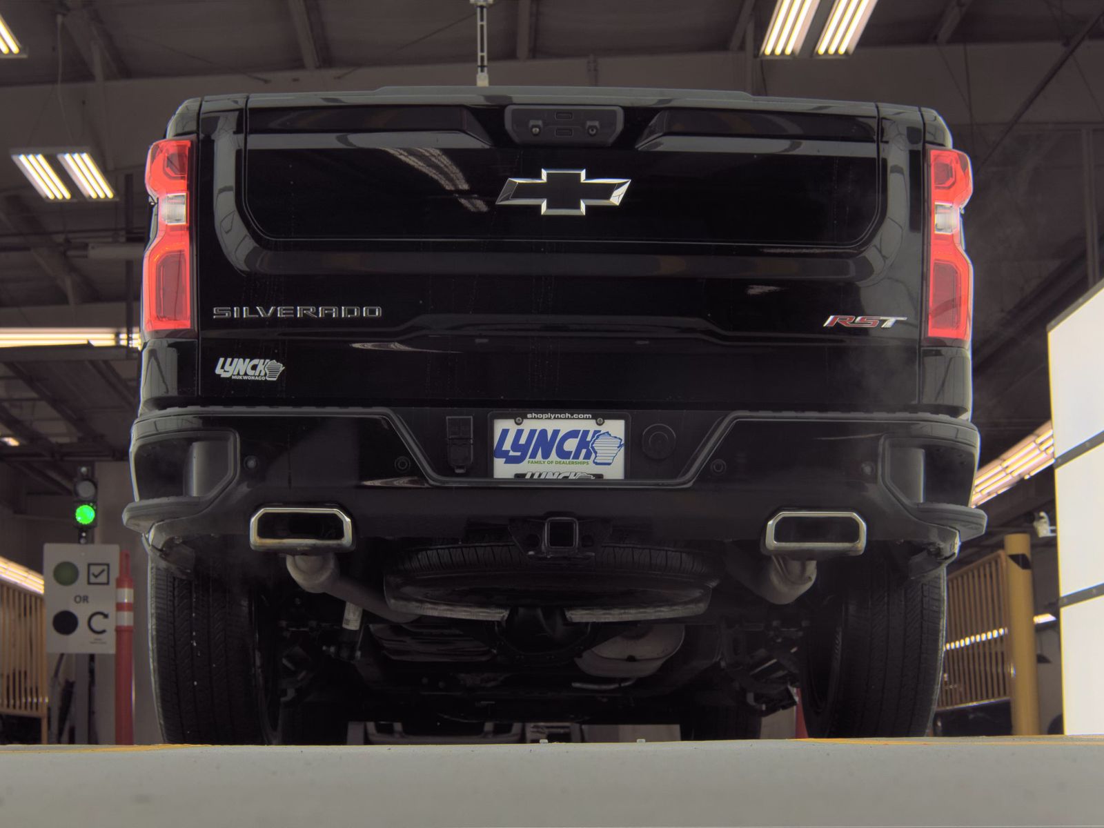 2022 Chevrolet Silverado 1500 RST AWD