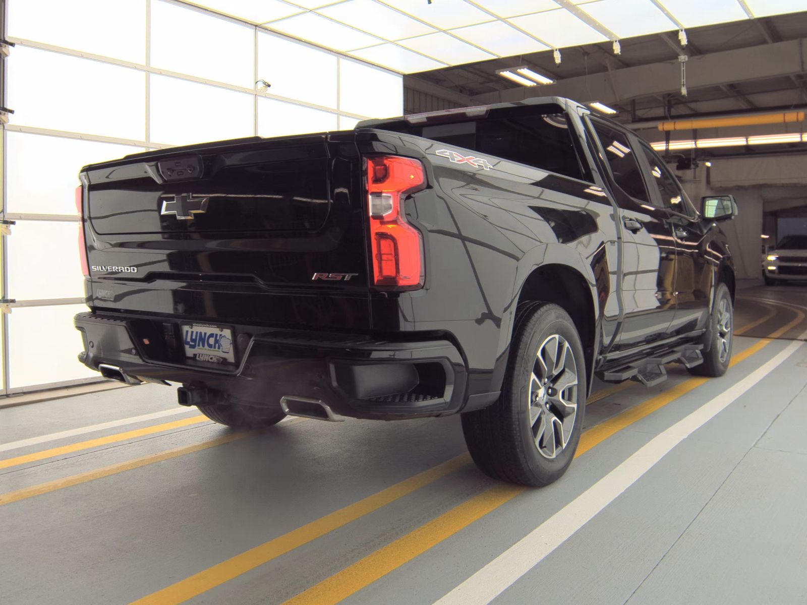 2022 Chevrolet Silverado 1500 RST AWD