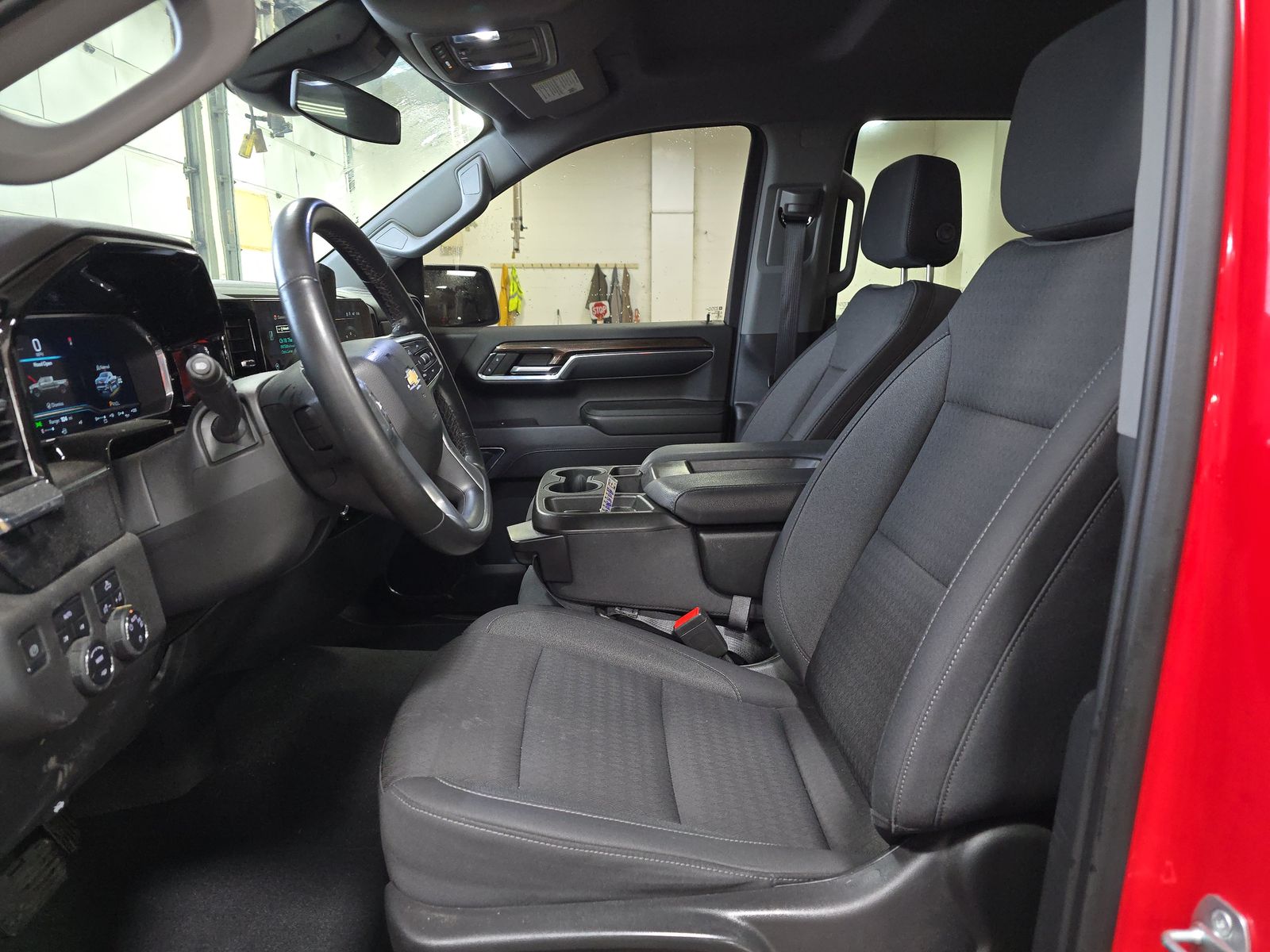 2023 Chevrolet Silverado 1500 LT AWD