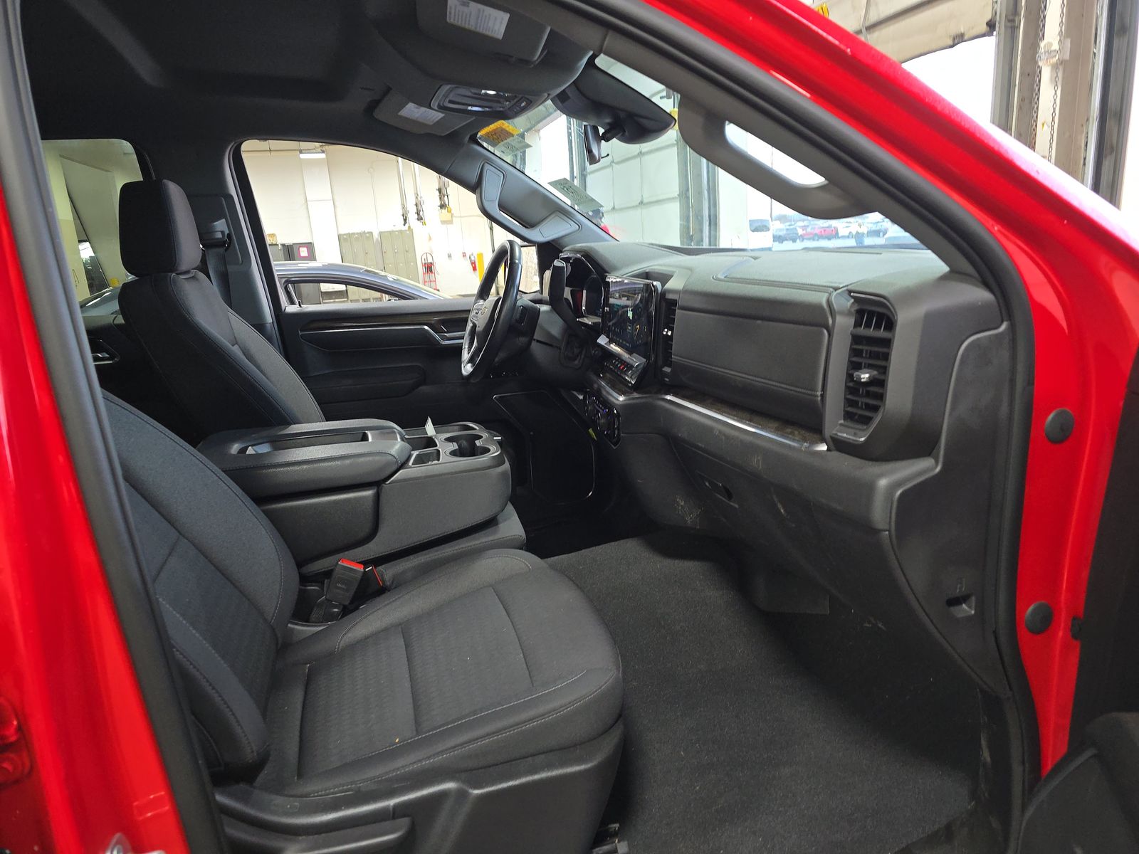 2023 Chevrolet Silverado 1500 LT AWD