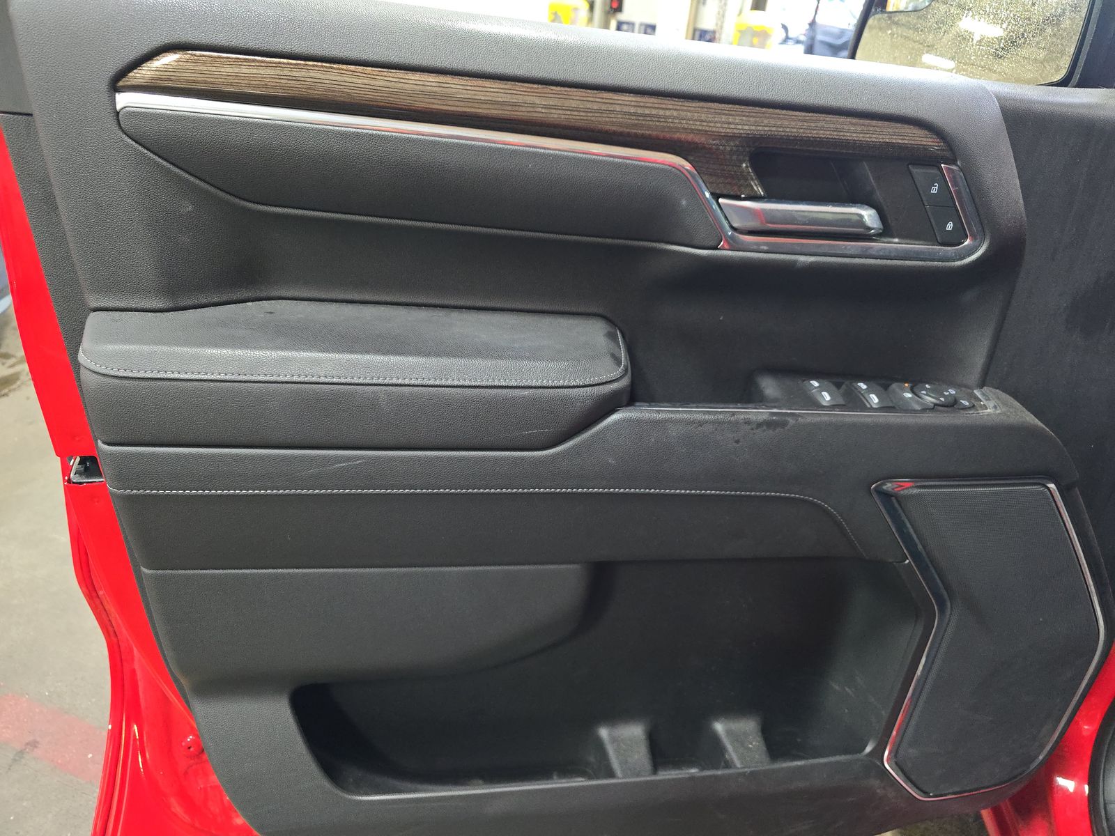 2023 Chevrolet Silverado 1500 LT AWD