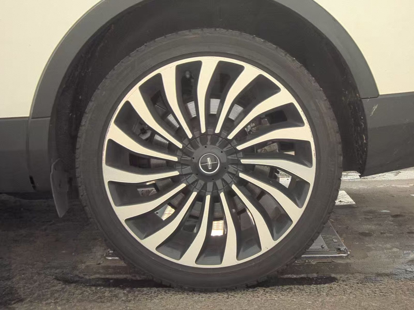 2022 Lincoln Nautilus Black Label AWD