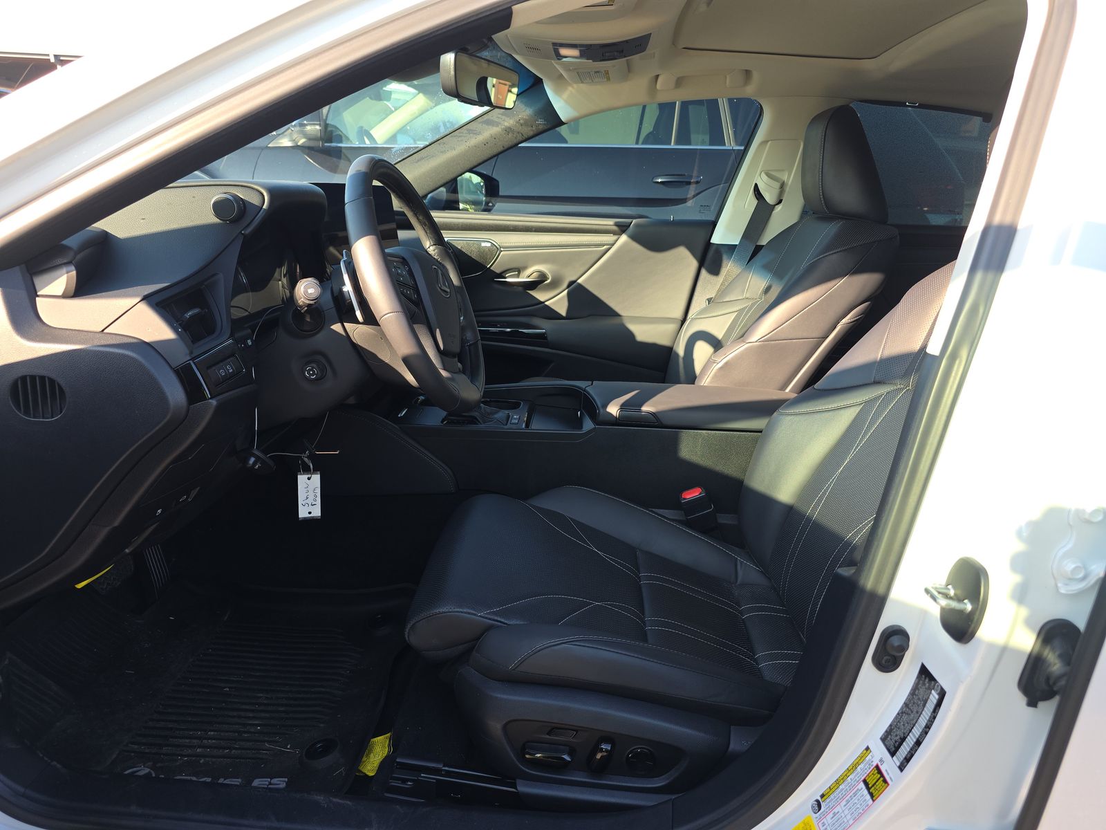 2024 Lexus ES ES 300h Ultra Luxury FWD