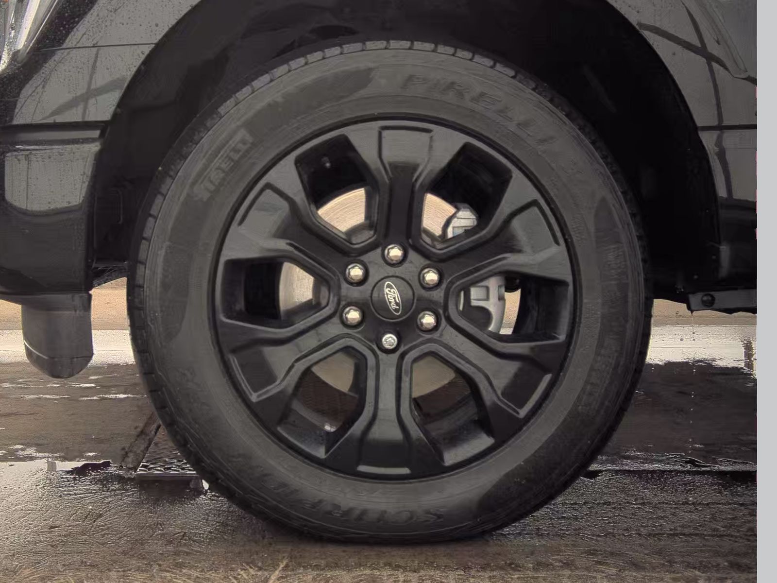 2023 Ford F-150 Hybrid XLT AWD