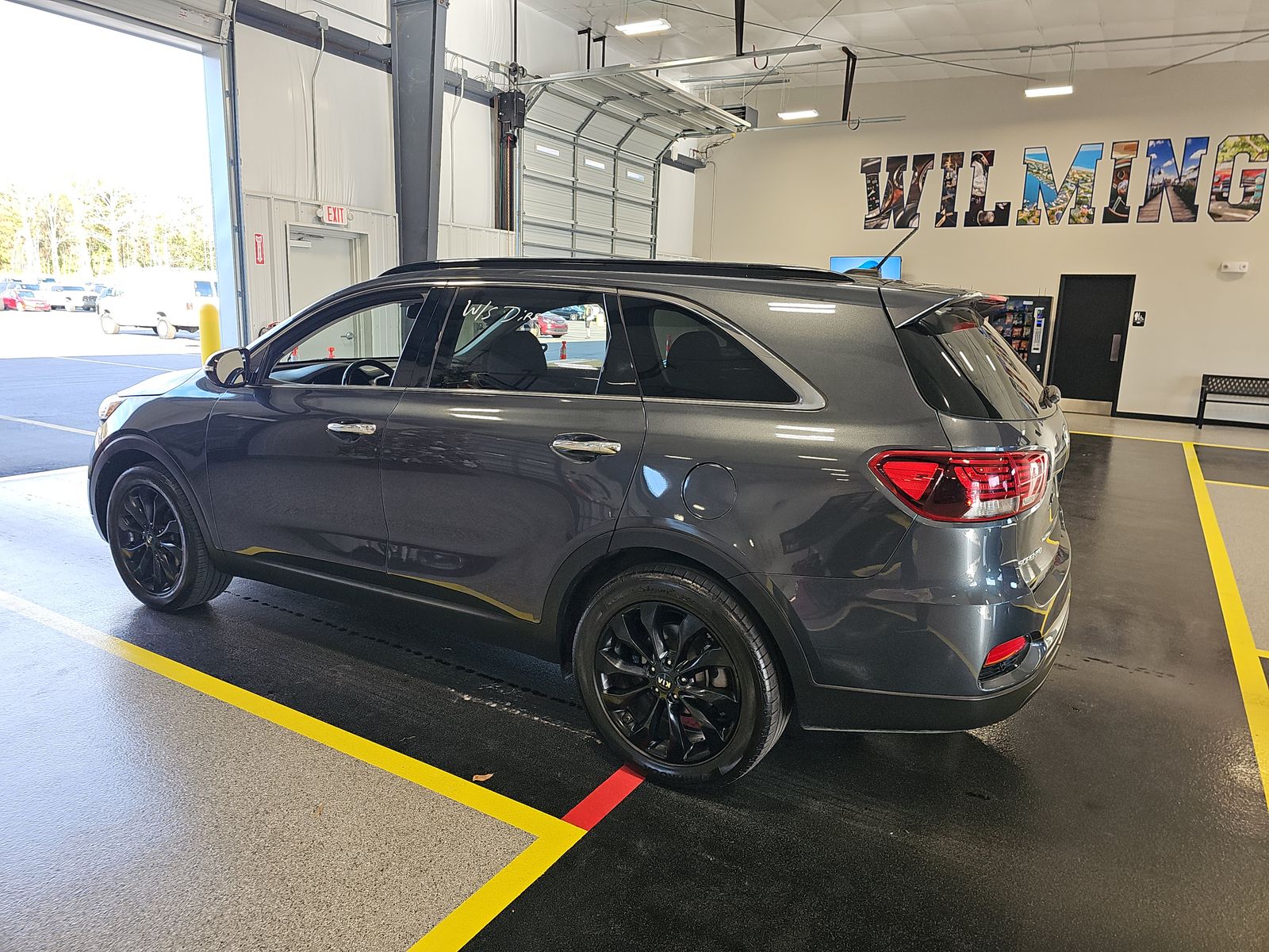 2019 Kia Sorento S FWD