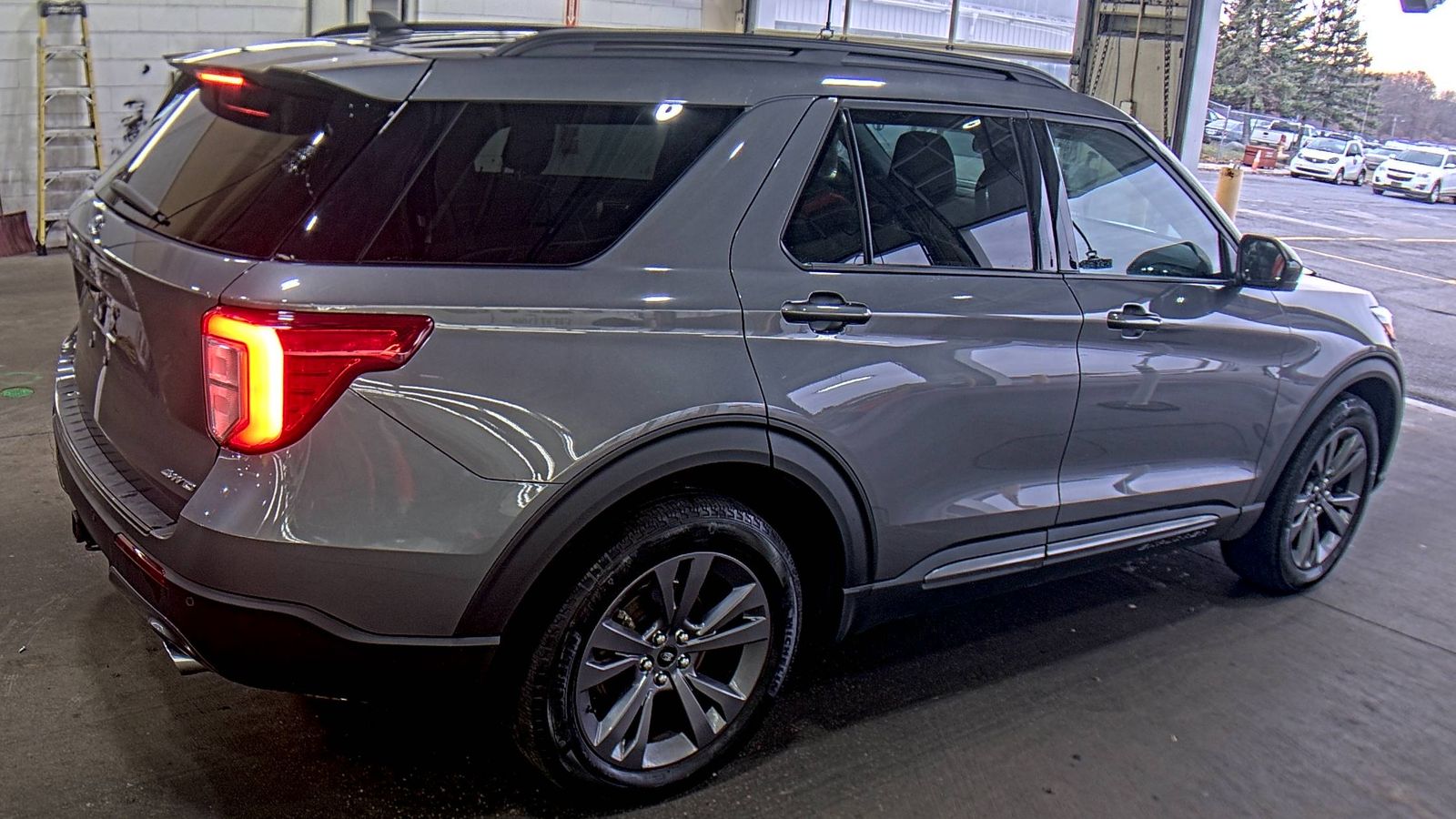 2023 Ford Explorer XLT AWD