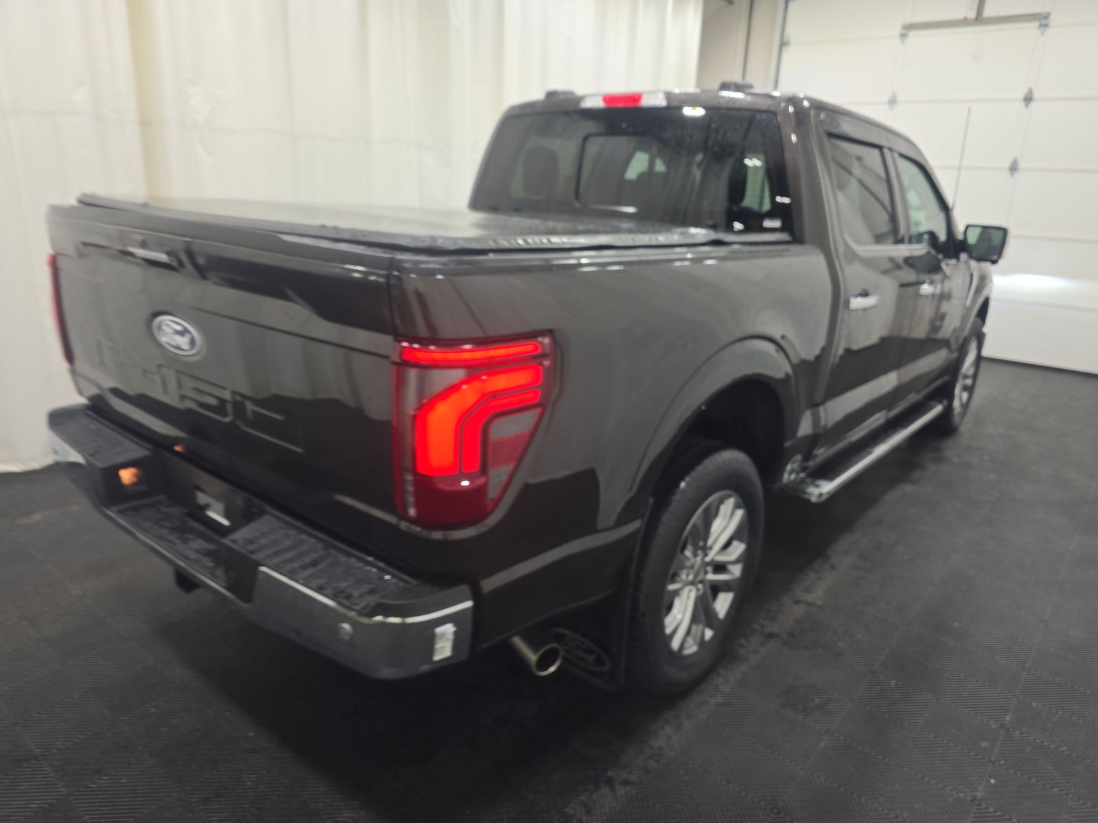 2024 Ford F-150 Lariat AWD