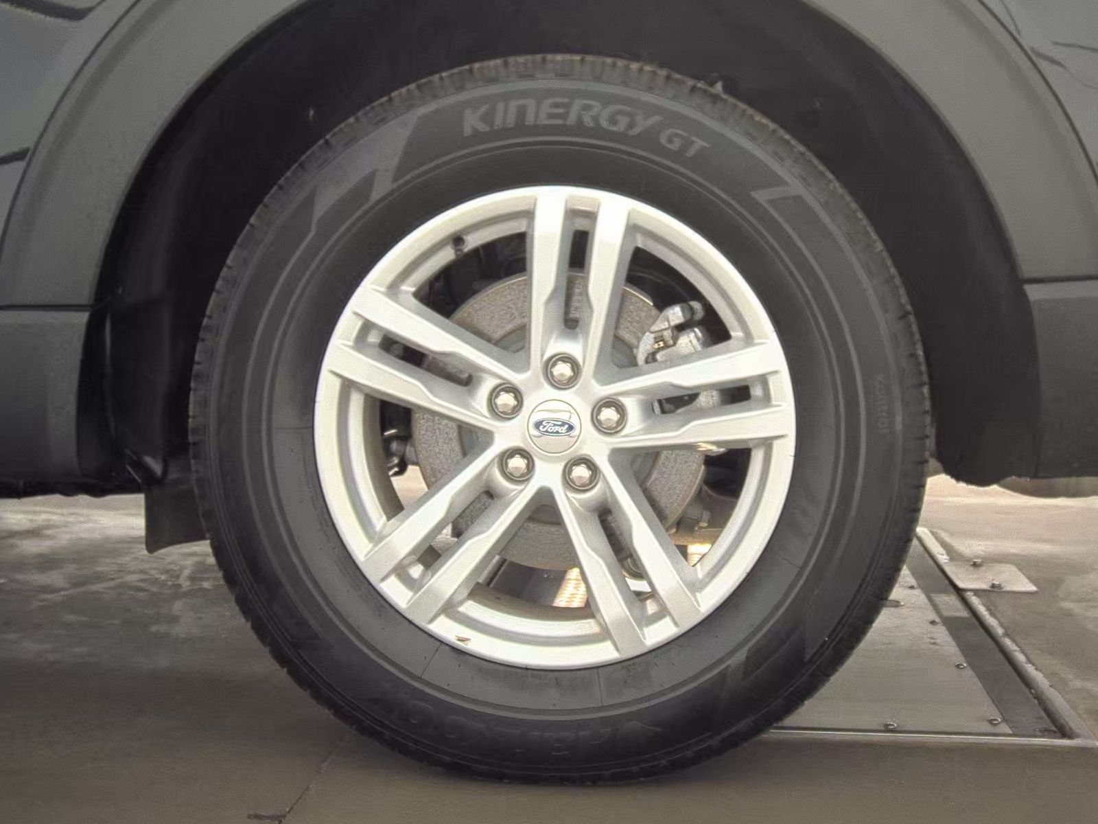 2022 Ford Explorer XLT AWD