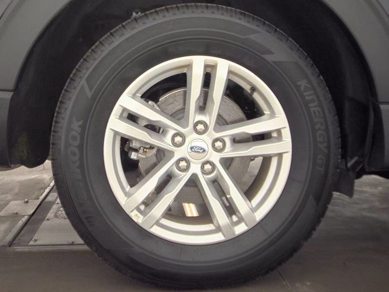 2022 Ford Explorer XLT AWD