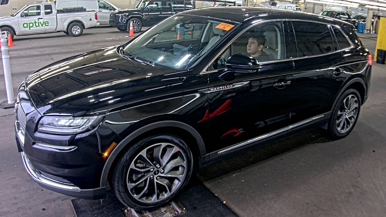 2022 Lincoln Nautilus Reserve AWD