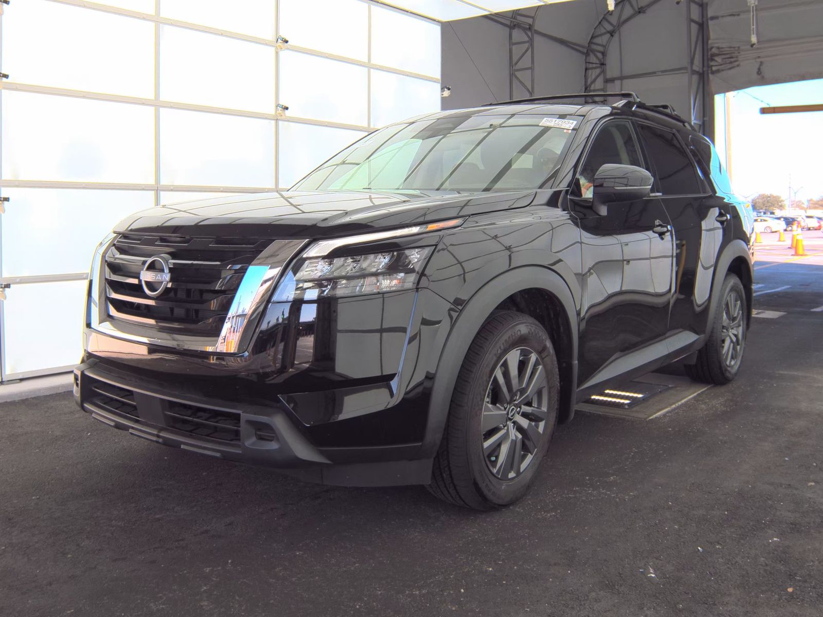 2024 Nissan Pathfinder SV FWD