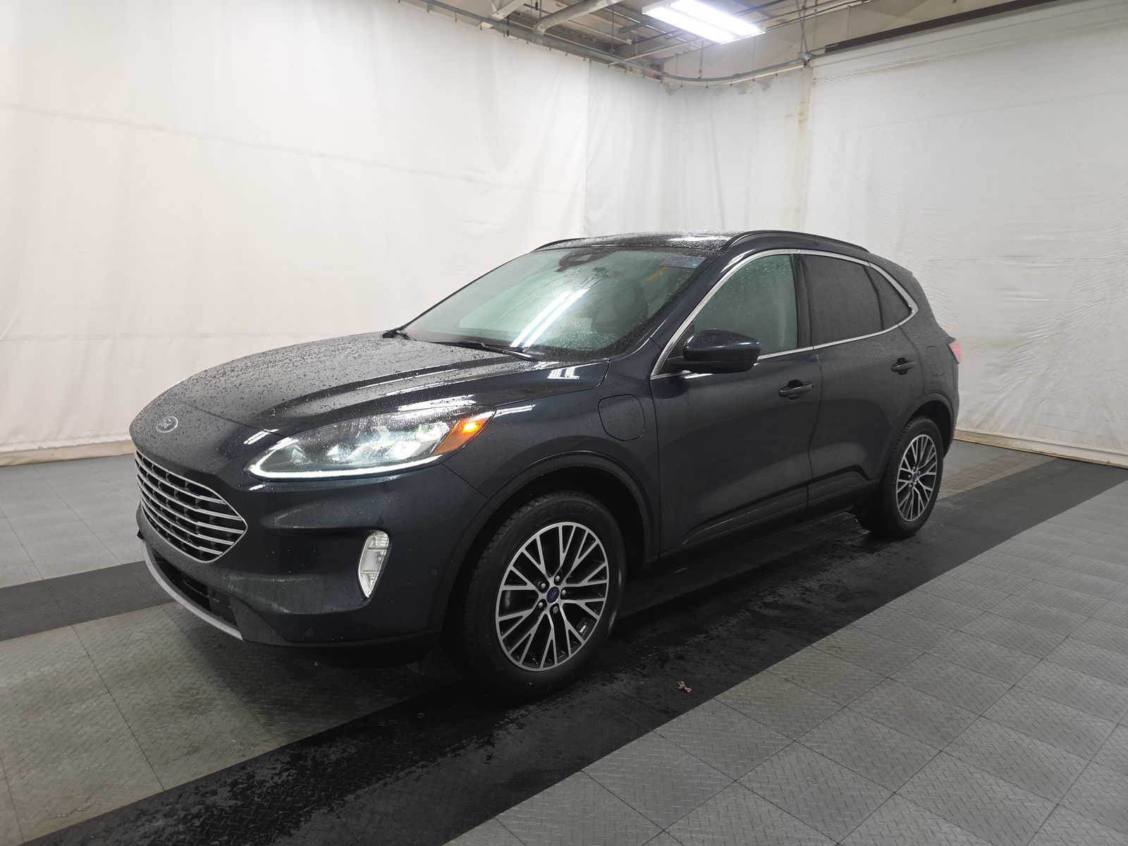 2022 Ford Escape Plug-In Hybrid Titanium FWD