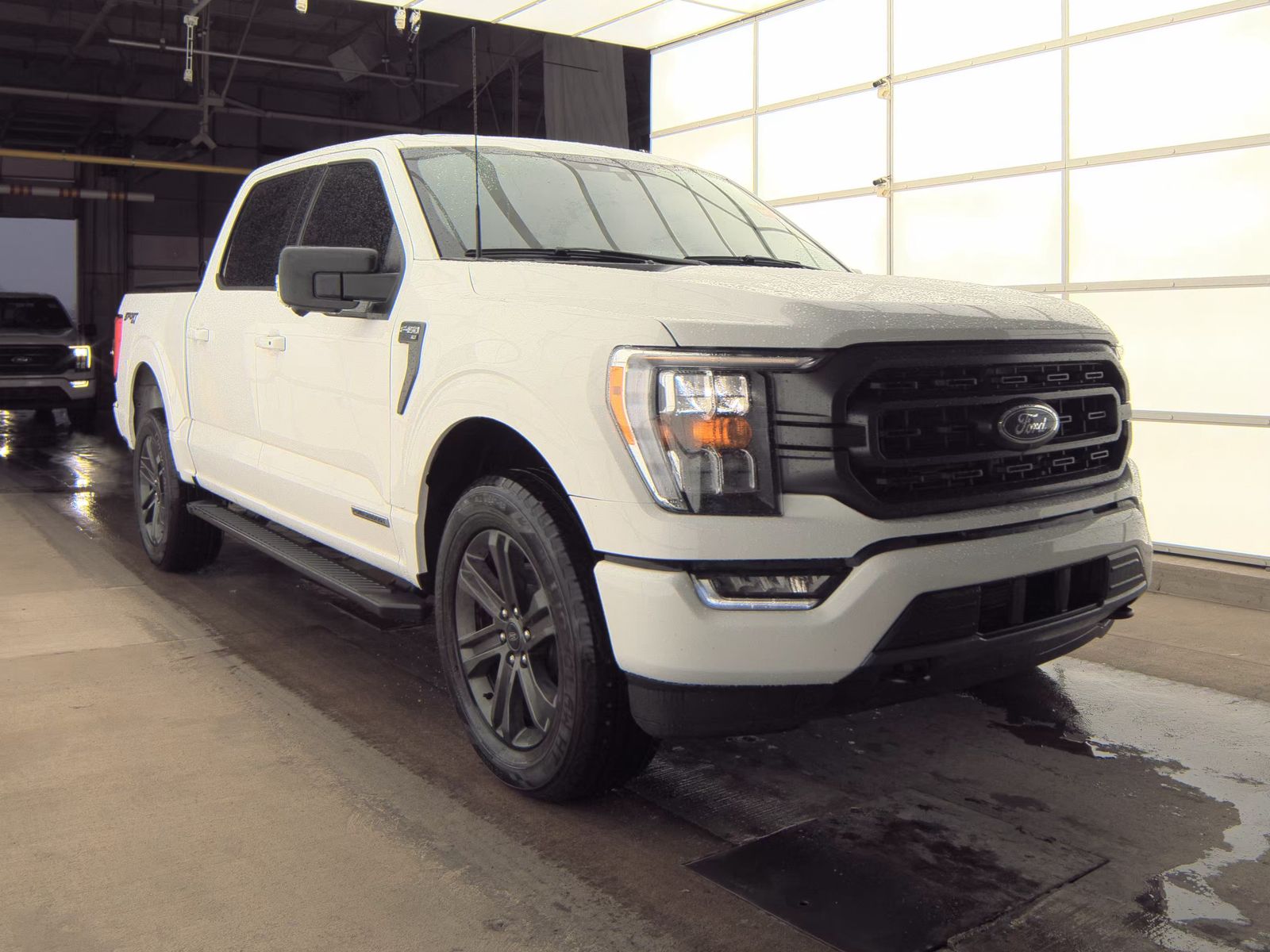 2023 Ford F-150 Hybrid XLT AWD